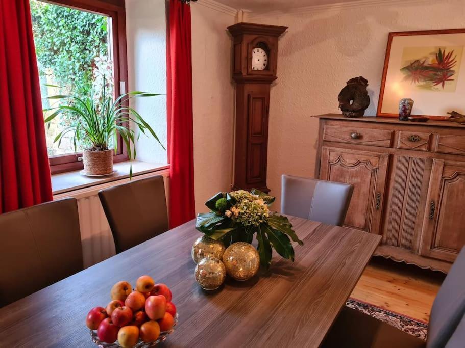 Haus Paesch Nahe See Mit Beheiztem Whirlpool/Sauna Butgenbach Bagian luar foto
